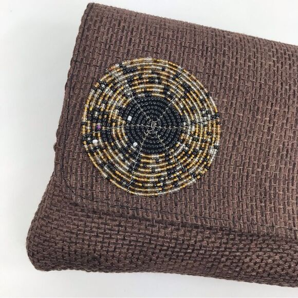Boutique Brown Burlap and Bead Medallion Summer Envelope Clutch Bag NWOT - Picture 3 of 14
